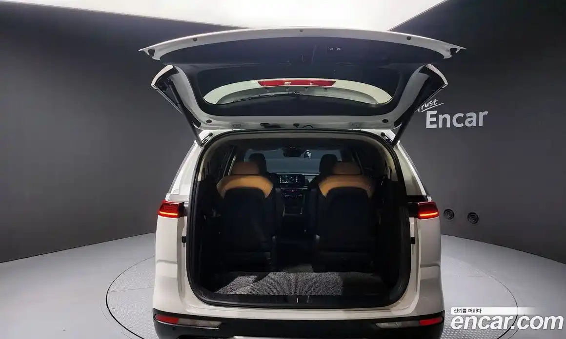 Kia Canival 2022 2.2 Автомат в Москве № 121255, фото 16