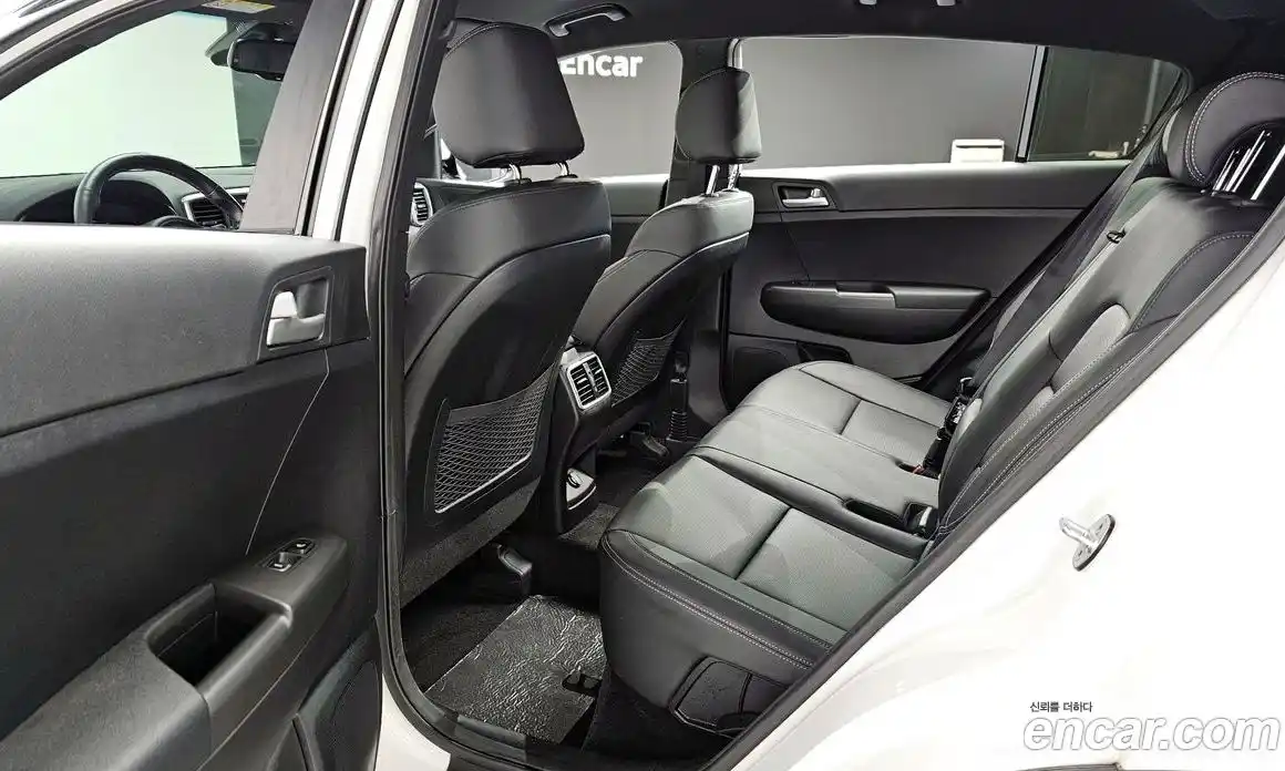 Kia Sportage 2019 2.0 Автомат в Москве № 122021, фото 12