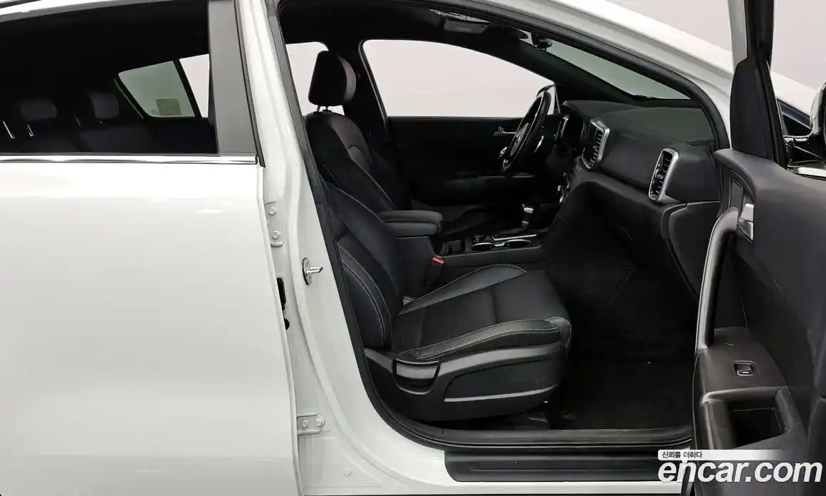 Kia Sportage 2019 2.0 Автомат в Москве № 122021, фото 10