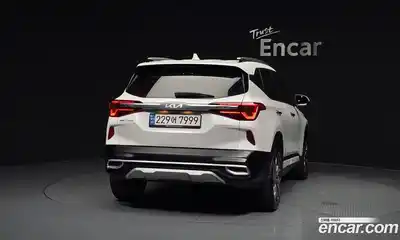 Kia Seltos 2023 1.6 Автомат в Москве № 123048, миниатюра 12