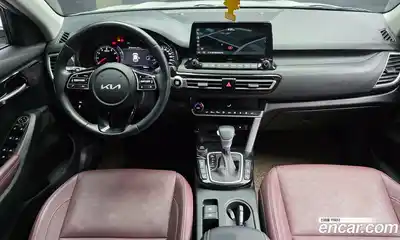 Kia Seltos 2023 1.6 Автомат в Москве № 123048, миниатюра 9