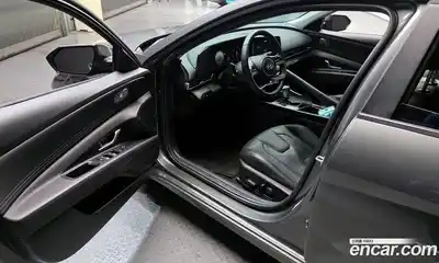 Hyundai Avante 2025 1.6 Автомат в Москве № 123107, миниатюра 3