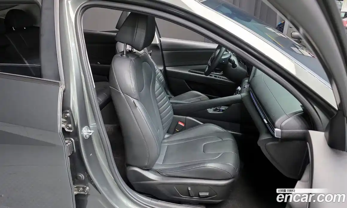 Hyundai Avante 2025 1.6 Автомат в Москве № 123107, фото 7