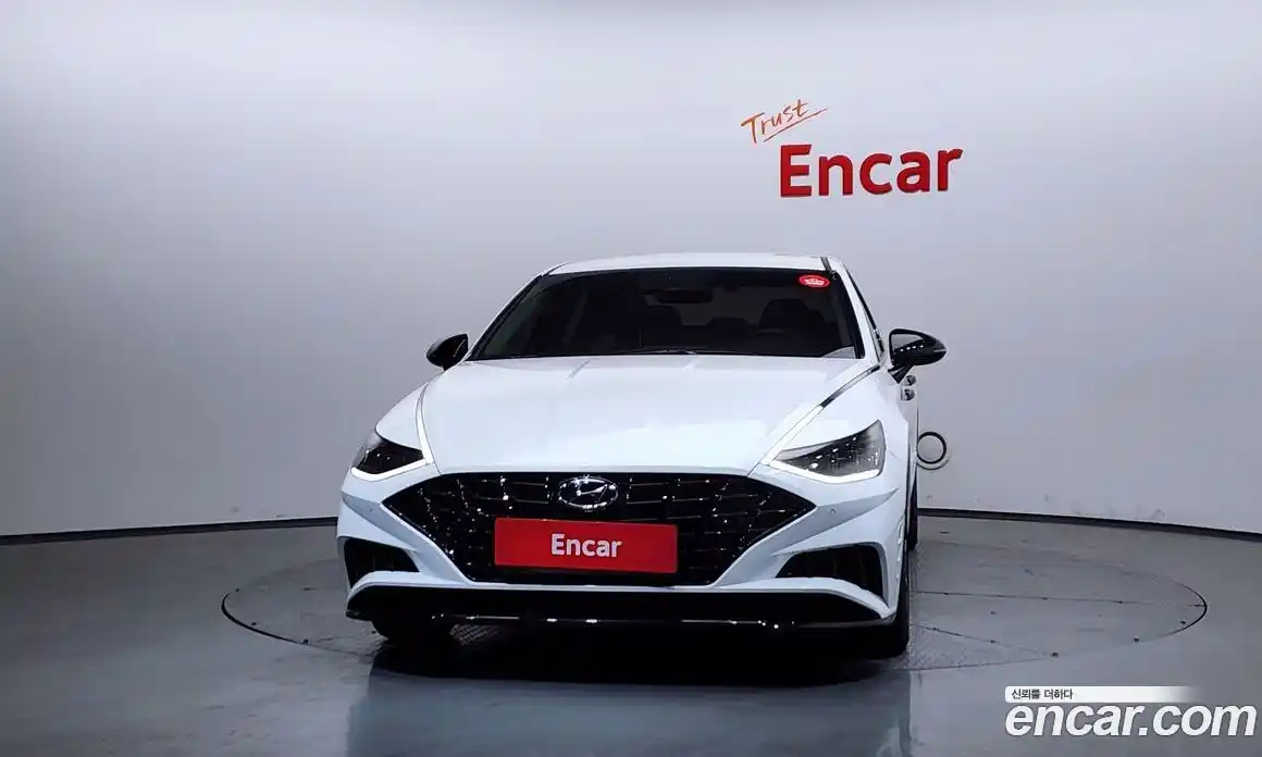 Hyundai Sonata 2022 1.6 Автомат в Москве № 123395, фото 15