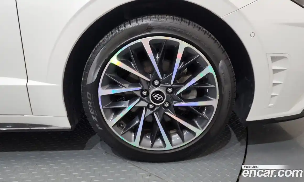 Hyundai Sonata 2022 1.6 Автомат в Москве № 123395, фото 4