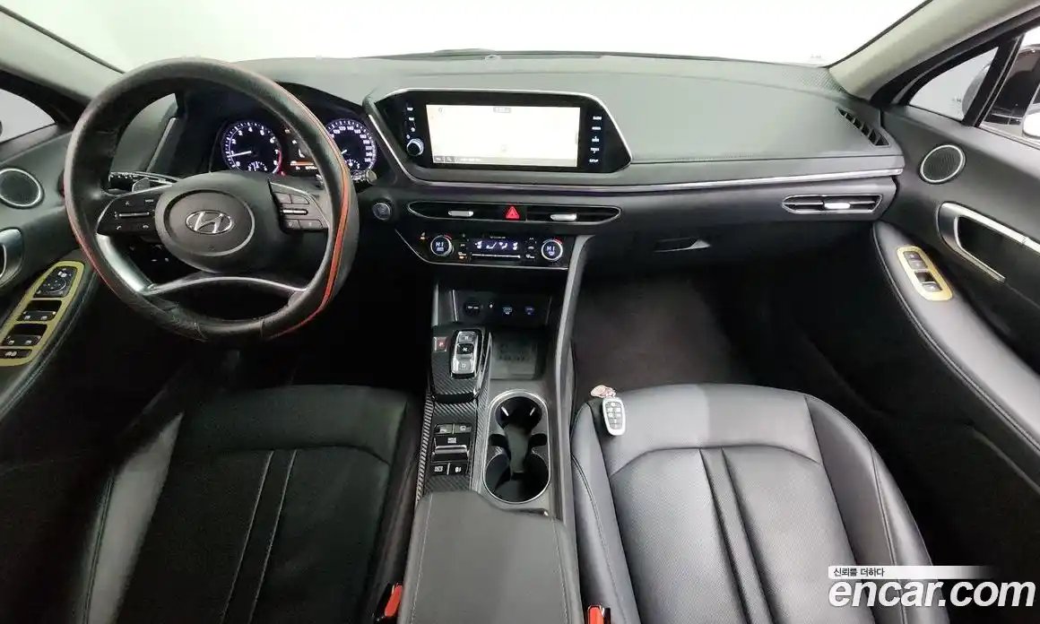 Hyundai Sonata 2022 1.6 Автомат в Москве № 123395, фото 7