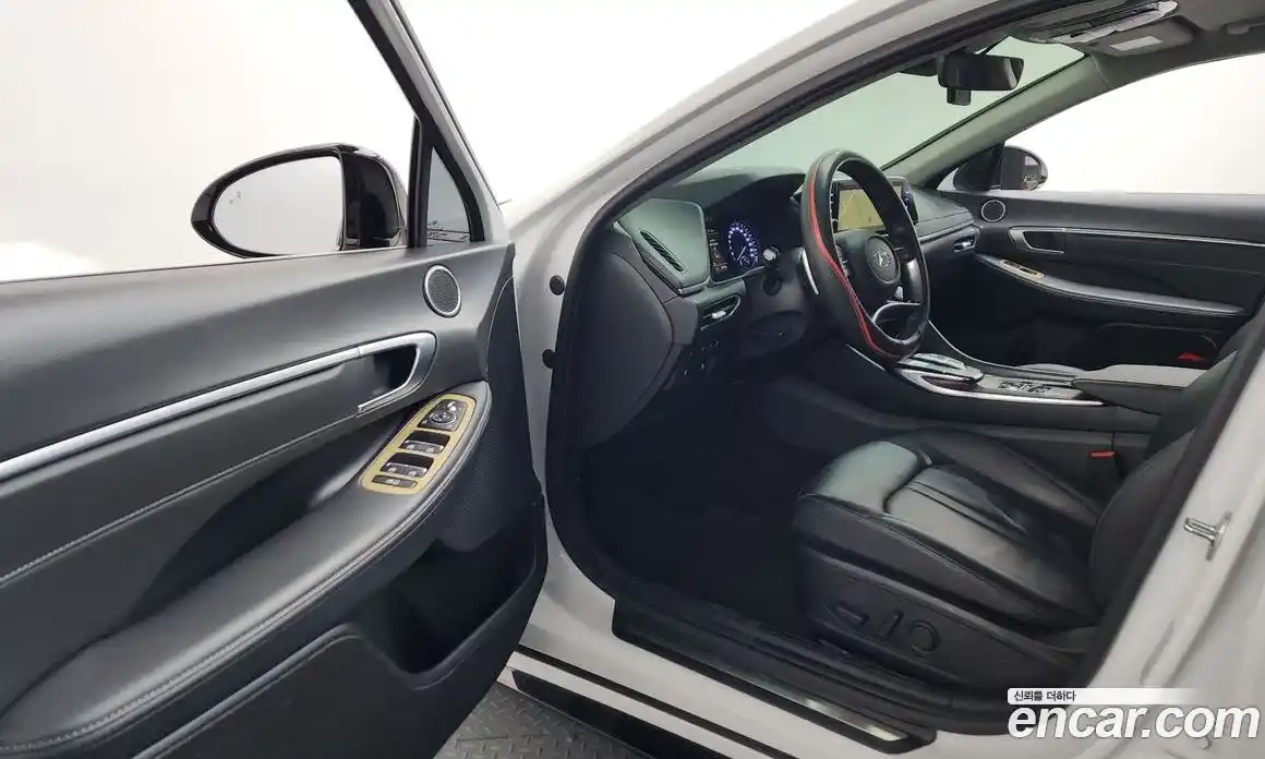 Hyundai Sonata 2022 1.6 Автомат в Москве № 123395, фото 10