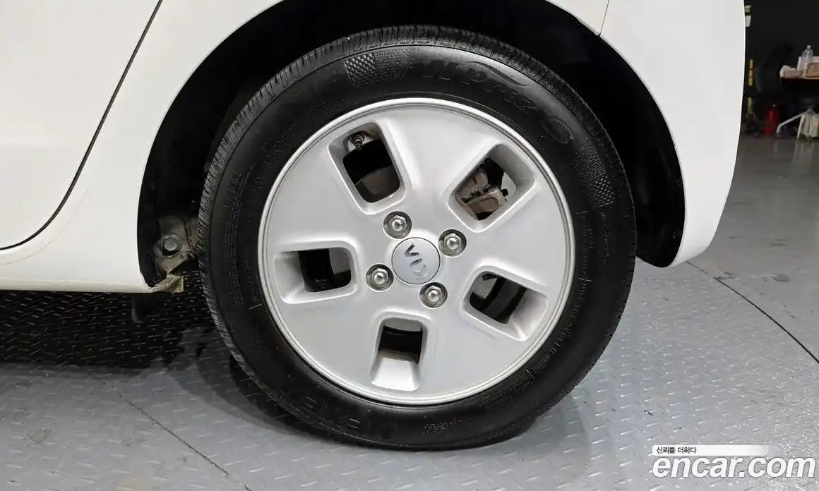 Kia Ray 2021 1.0 Автомат в Москве № 124404, фото 13