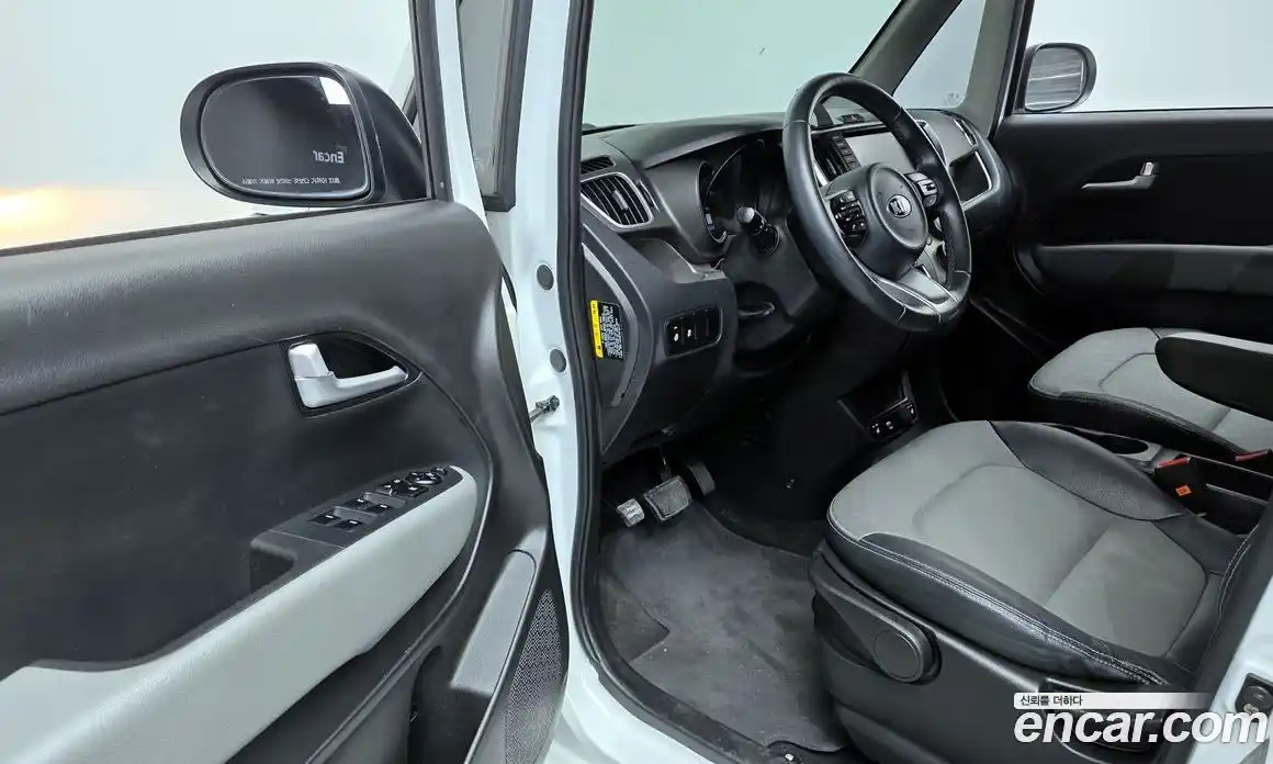 Kia Ray 2021 1.0 Автомат в Москве № 124404, фото 20