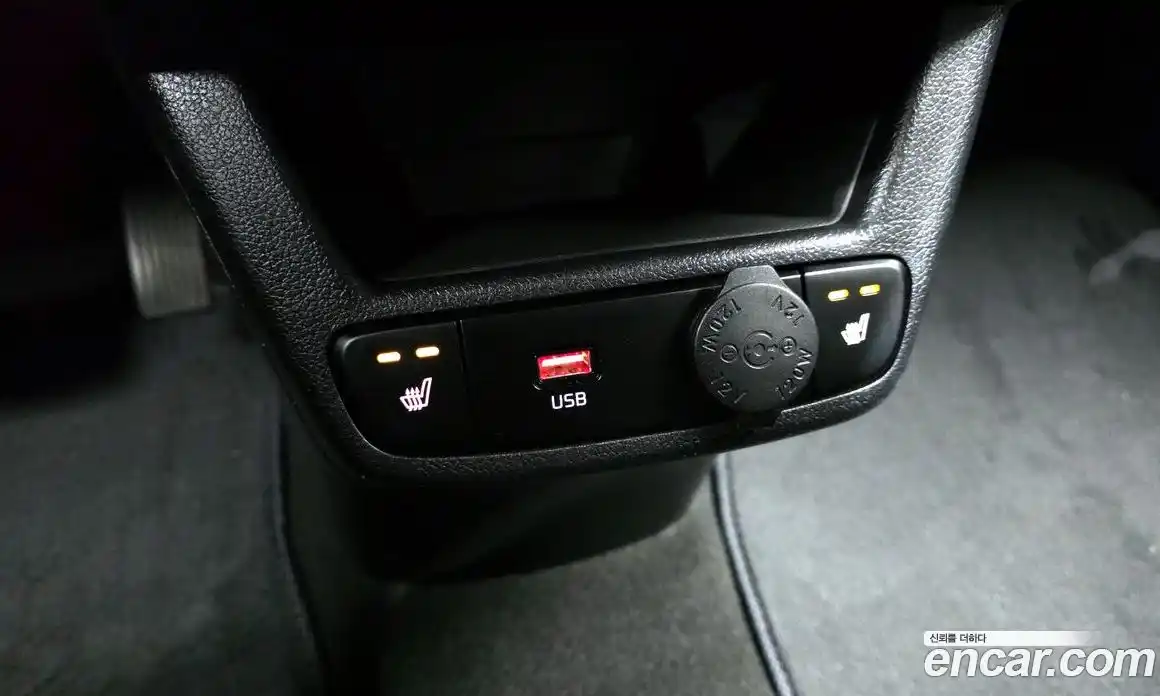 Kia Ray 2021 1.0 Автомат в Москве № 124404, фото 3