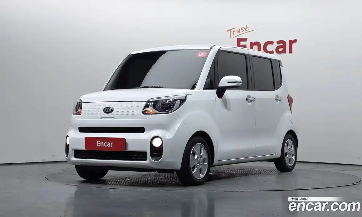 Kia Ray 2021 1.0 Автомат в Москве № 124404, фото 10