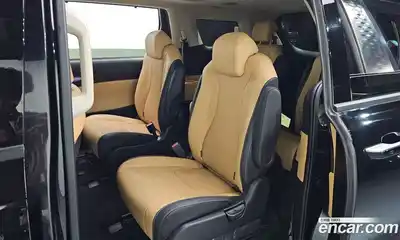 Kia Canival 2023 3.5 Автомат в Москве № 128728, миниатюра 12