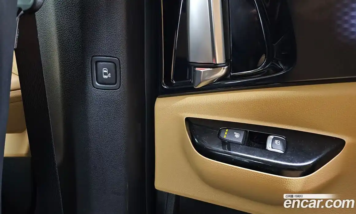 Kia Canival 2023 3.5 Автомат в Москве № 128728, фото 19