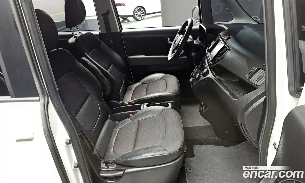 Kia Ray 2024 1.0 Автомат в Москве № 130399, фото 1