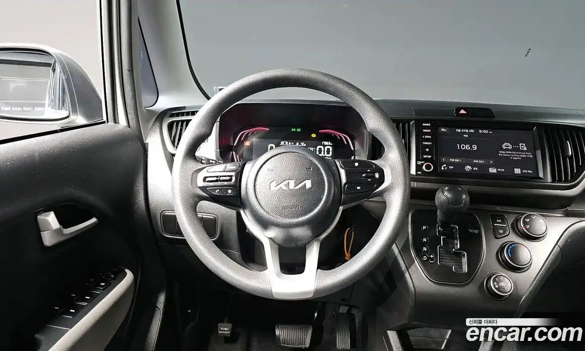 Kia Ray 2024 1.0 Автомат в Москве № 130399, фото 10