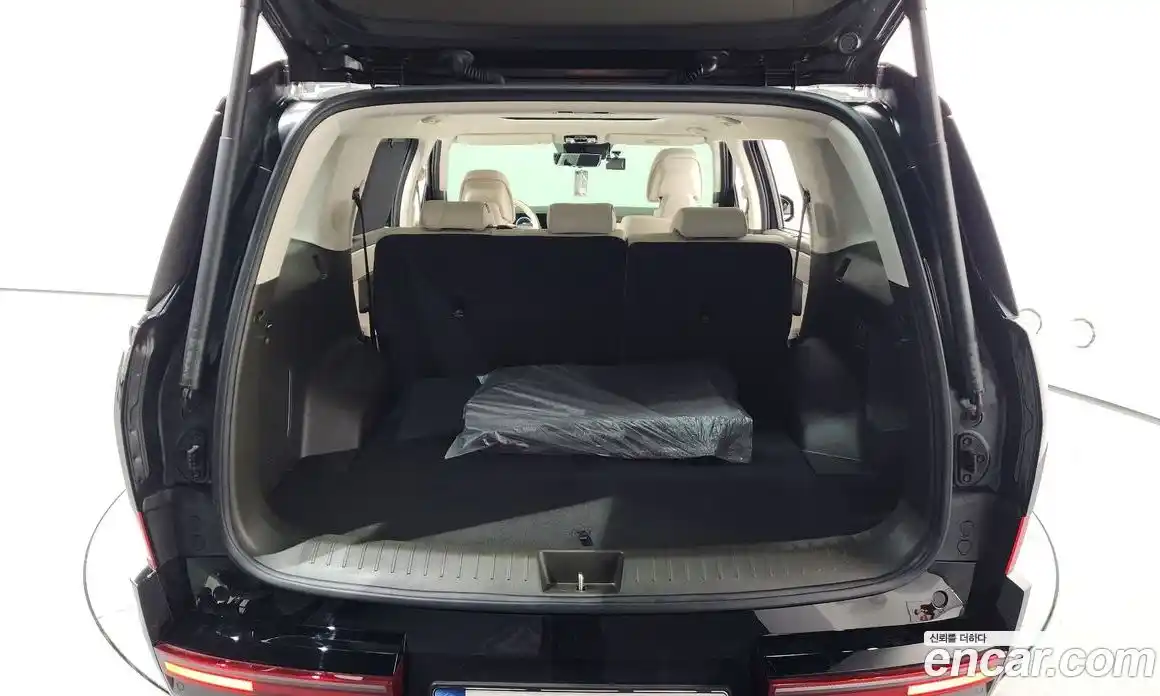 Hyundai Santa Fe 2024 2.5 Автомат в Москве № 130424, фото 7