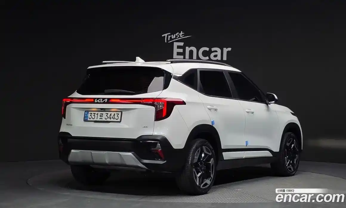 Kia Seltos 2023 1.6 Автомат в Москве № 132439, фото 16