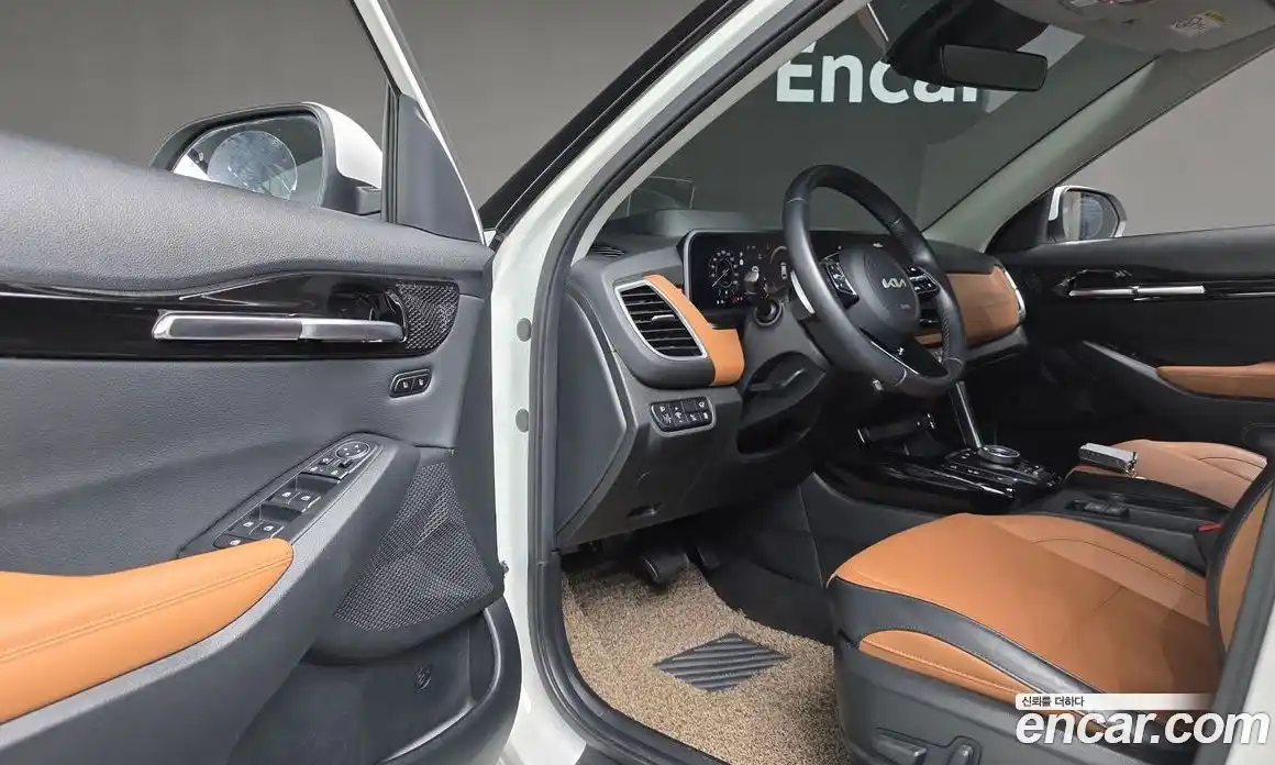 Kia Seltos 2023 1.6 Автомат в Москве № 132439, фото 20