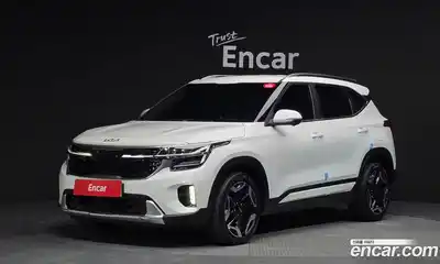 Kia Seltos 2023 1.6 Автомат в Москве № 132439, миниатюра 3