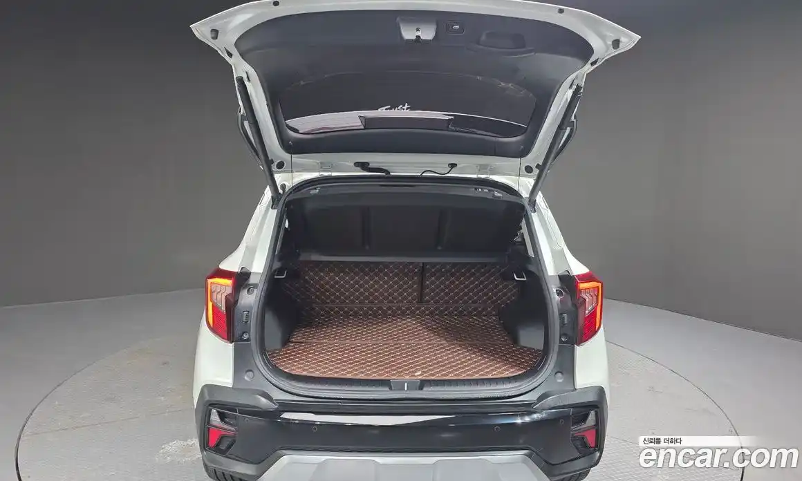 Kia Seltos 2023 1.6 Автомат в Москве № 132439, фото 4