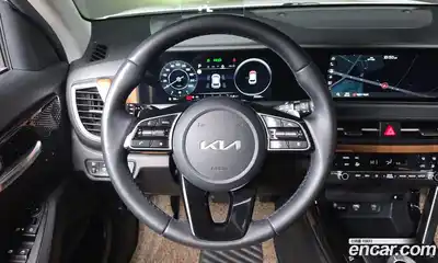 Kia Seltos 2023 1.6 Автомат в Москве № 132439, миниатюра 6