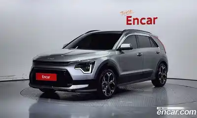 Kia Niro 2022 1.6 Автомат в Москве № 132948, миниатюра 3