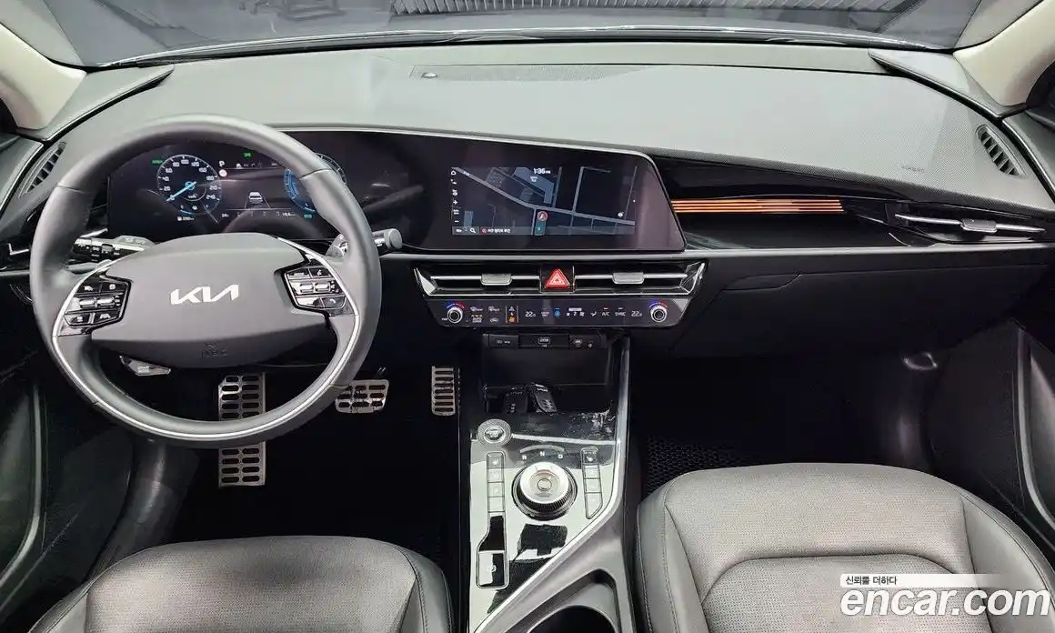 Kia Niro 2022 1.6 Автомат в Москве № 132948, фото 10