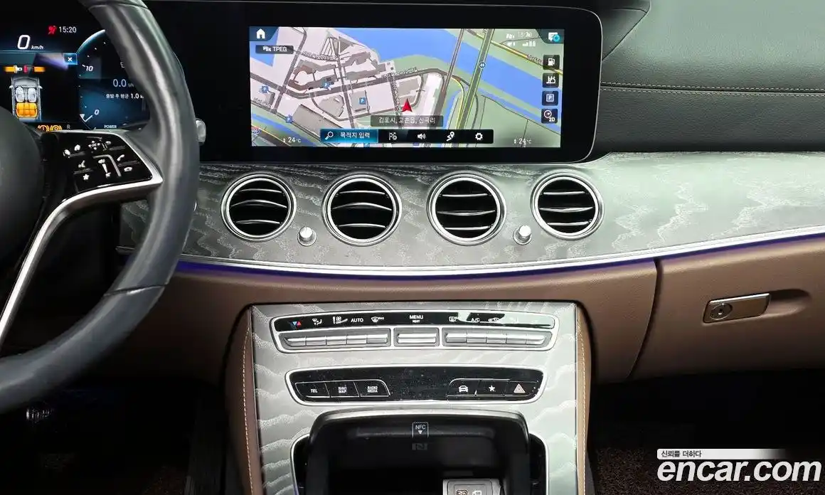 Mercedes-Benz E-Class 2023 2.0 Автомат в Москве № 136118, фото 14