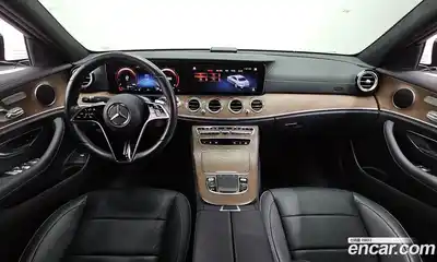 Mercedes-Benz E-Class 2023 2.0 Автомат в Москве № 137045, миниатюра 7