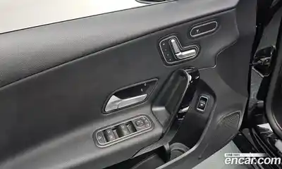 Mercedes-Benz A-Class 2020 2.0 Автомат в Москве № 141551, миниатюра 12