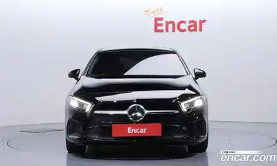 Mercedes-Benz A-Class 2020 2.0 Автомат в Москве № 141551, миниатюра 3