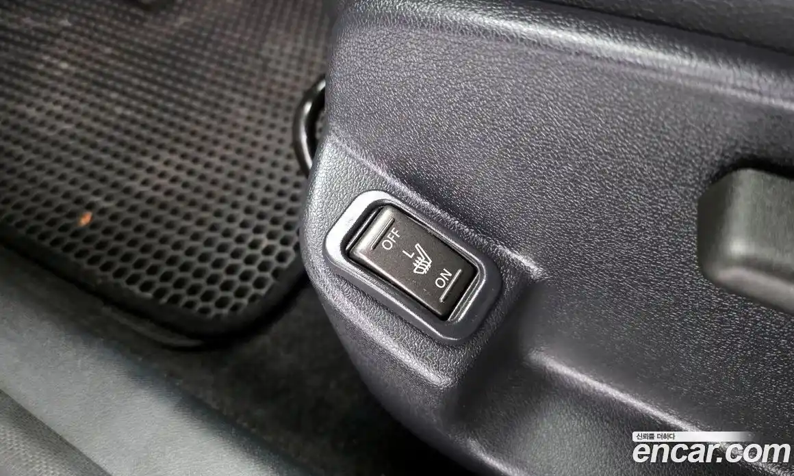 Renault SM3 2015 1.6 Автомат в Москве № 147964, фото 15