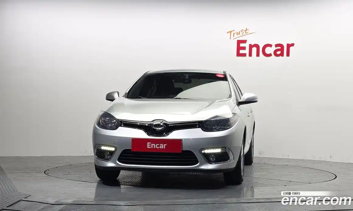 Renault SM3 2015 1.6 Автомат в Москве № 147964, фото 7