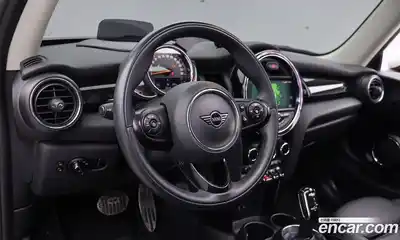 Mini Cooper 2020 1.5 Автомат в Москве № 149315, миниатюра 11