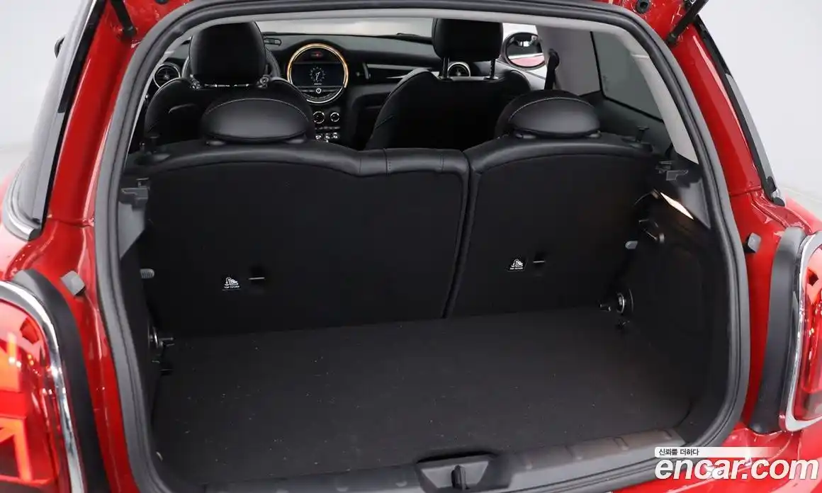 Mini Cooper 2020 1.5 Автомат в Москве № 149315, фото 18