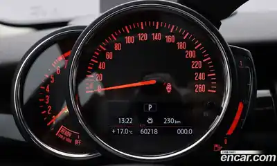 Mini Cooper 2020 1.5 Автомат в Москве № 149315, миниатюра 8