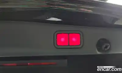 Mercedes-Benz E-Class 2018 2.0 Автомат в Москве № 150708, миниатюра 2