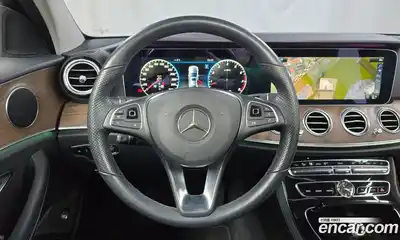 Mercedes-Benz E-Class 2018 2.0 Автомат в Москве № 150708, миниатюра 4