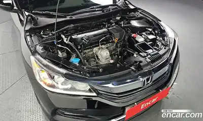 Honda Accord 2017 2.4 Автомат в Москве № 151922, миниатюра 6