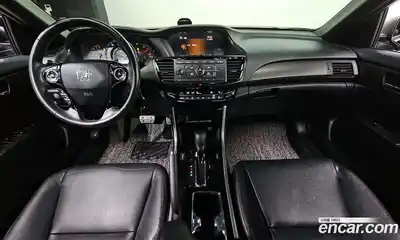 Honda Accord 2017 2.4 Автомат в Москве № 151922, миниатюра 7