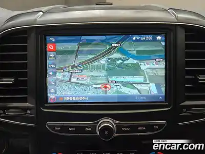 Renault QM6 2024 2.0 Автомат в Москве № 152231, миниатюра 11