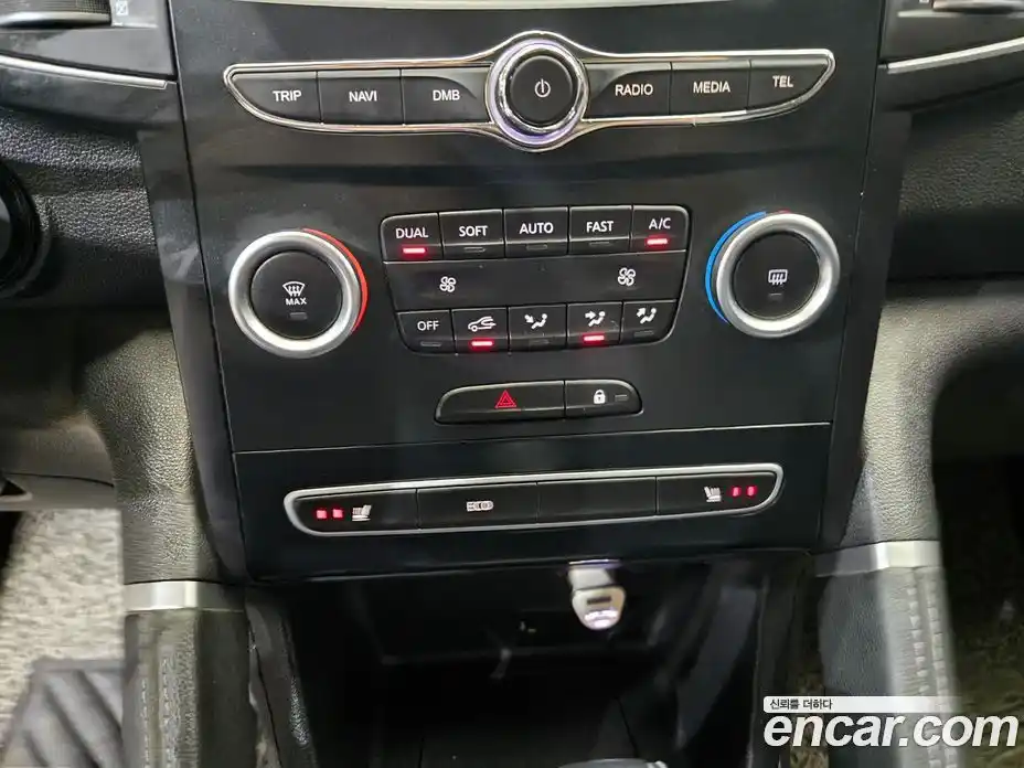 Renault QM6 2024 2.0 Автомат в Москве № 152231, фото 13