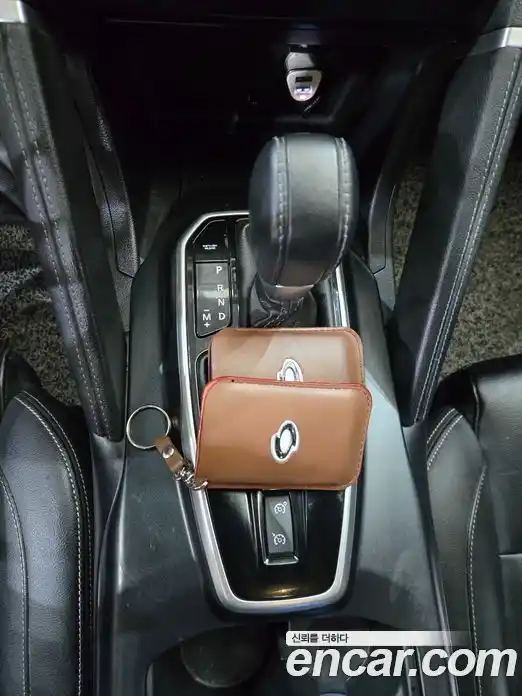 Renault QM6 2024 2.0 Автомат в Москве № 152231, фото 14