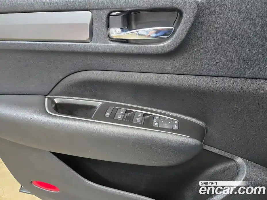 Renault QM6 2024 2.0 Автомат в Москве № 152231, фото 16