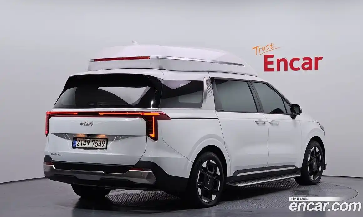 Kia Canival 2024 3.5 Автомат в Москве № 15315, фото 9