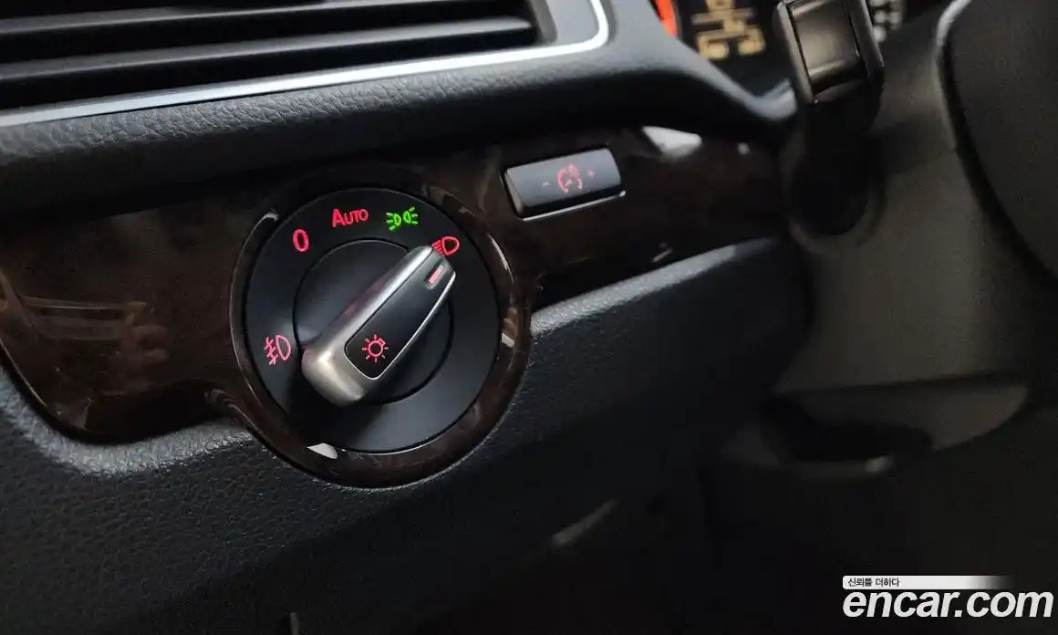 Volkswagen Passat 2015 1.8 Автомат в Москве № 153349, фото 16