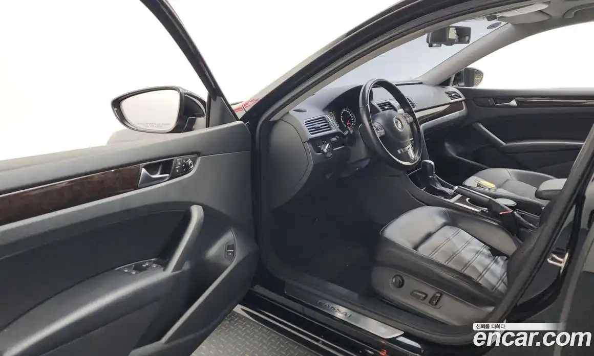 Volkswagen Passat 2015 1.8 Автомат в Москве № 153349, фото 18