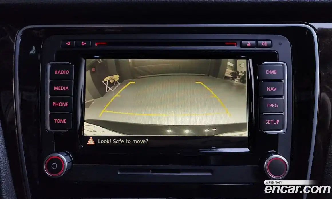 Volkswagen Passat 2015 1.8 Автомат в Москве № 153349, фото 20