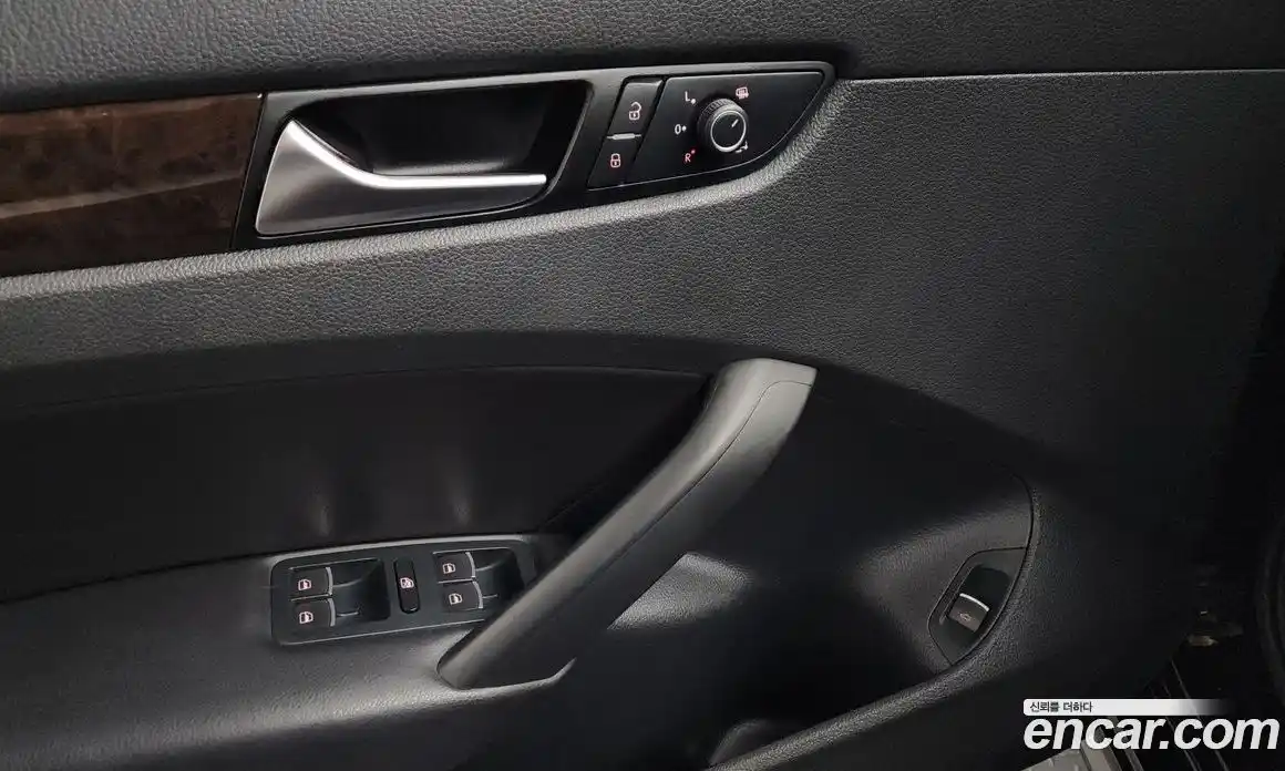 Volkswagen Passat 2015 1.8 Автомат в Москве № 153349, фото 4