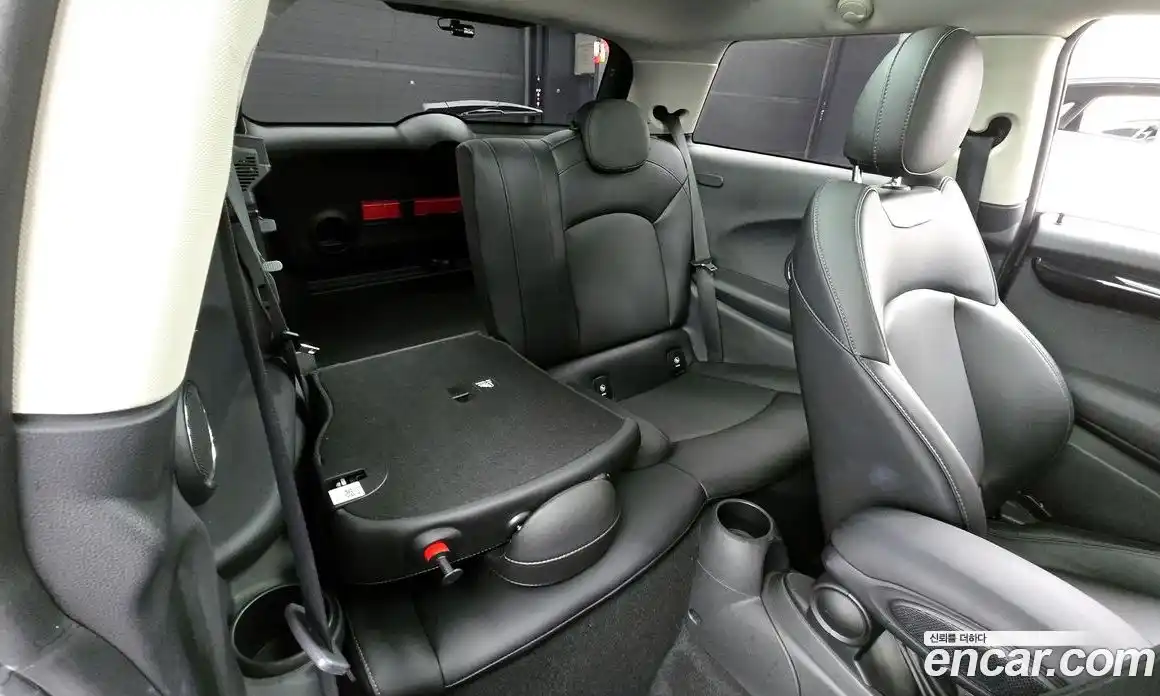 Mini Cooper 2016 1.5 Автомат в Москве № 153522, фото 7